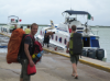08 und dann gings auch schon los auf die Insel Caye Caulker in Belize und zwar mit dem Super-Schnell-Schüttelbecher-Boot